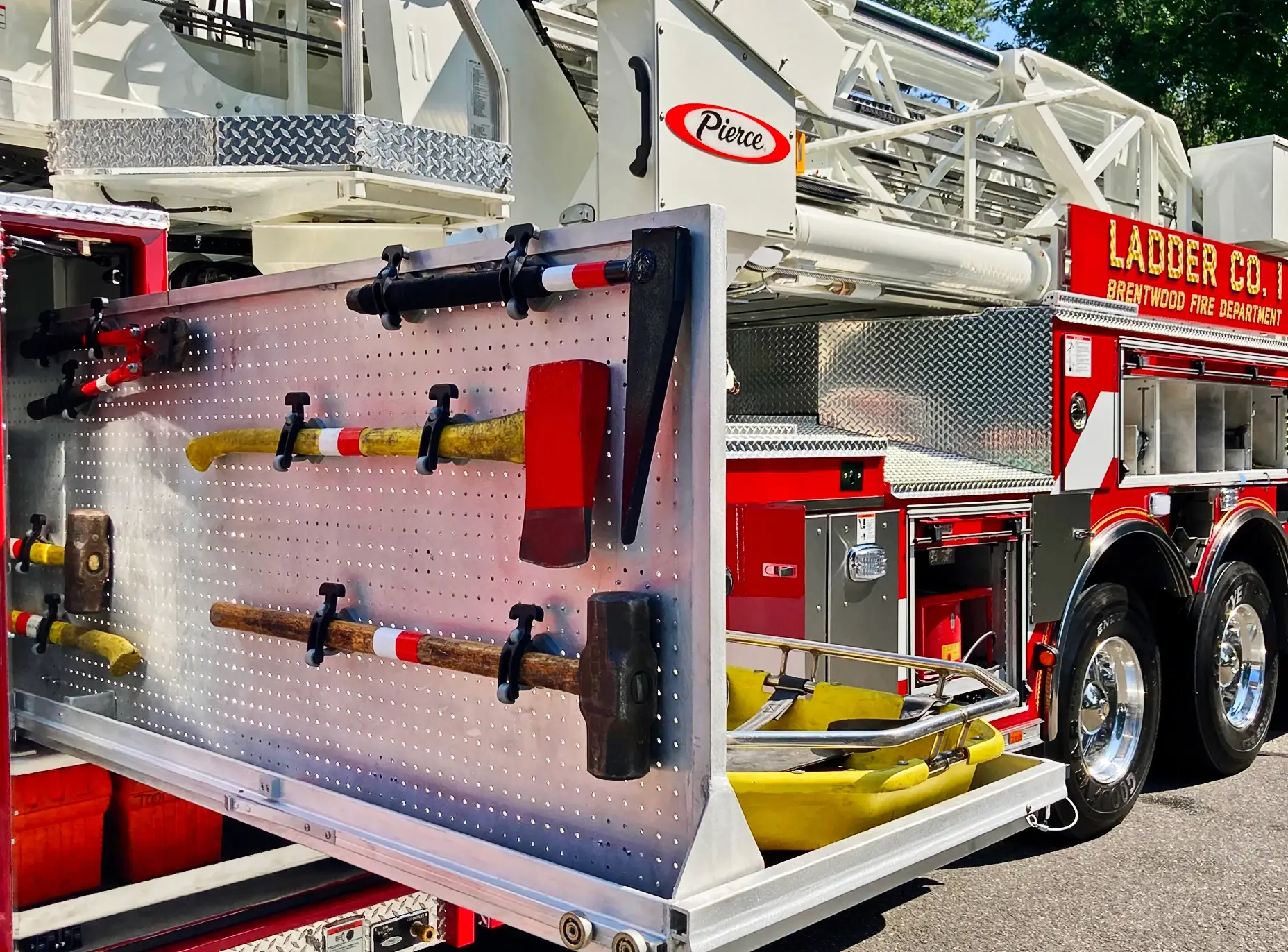 Pierce aerial apparatus