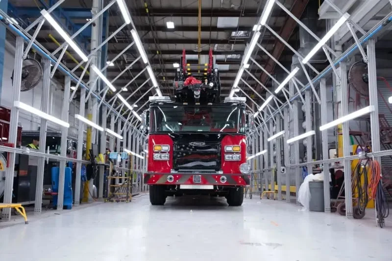 Pierce paint inspection light tunnel