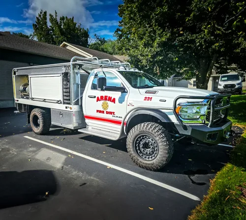 Second alternate front driver-side angle of the same truck.