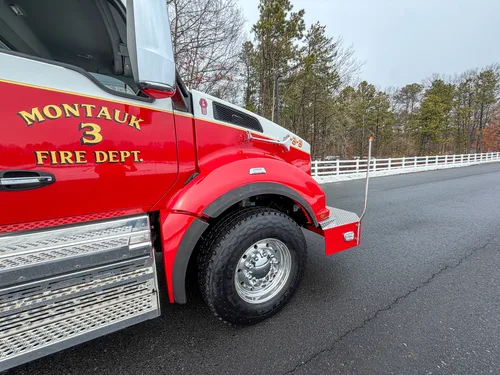 Tanker Pumper B.R.A.T. exterior view, photo 31 of 84