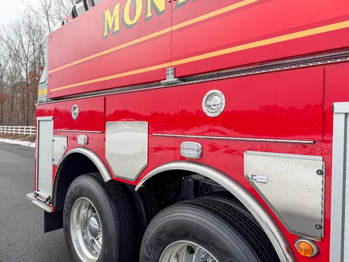 Tanker Pumper B.R.A.T. exterior view, photo 35 of 84