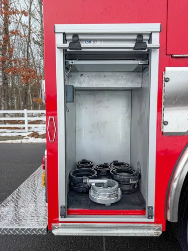 Tanker Pumper B.R.A.T. exterior view, photo 41 of 84