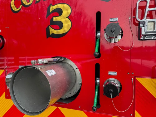 Tanker Pumper B.R.A.T. exterior view, photo 45 of 84