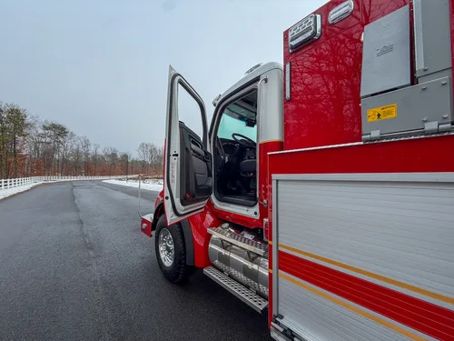 Tanker Pumper B.R.A.T. exterior view, photo 63 of 84