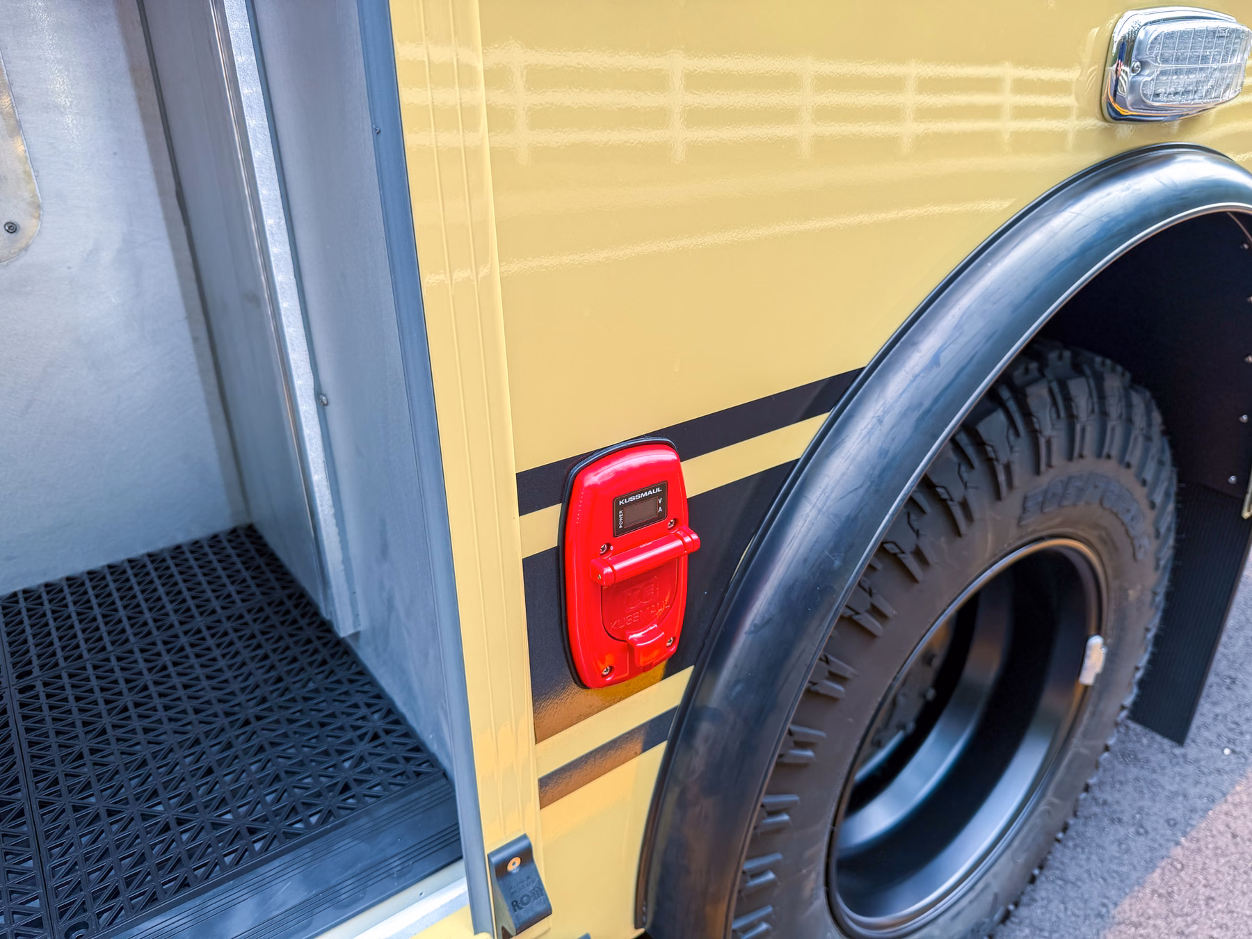 Mini-Pumper Rescue exterior view, photo 64 of 105