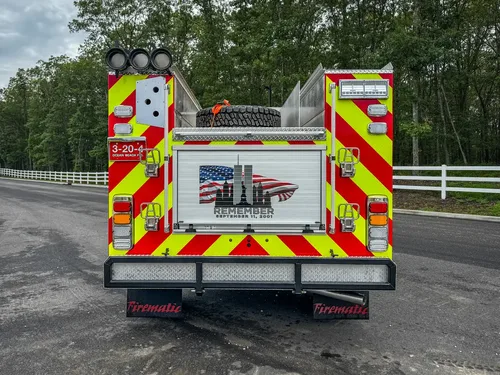Rear chevron and taillight detail on brush truck, photo 7 of 179.