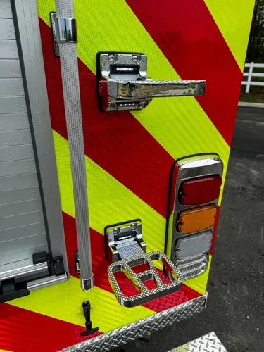 Red brush truck front-left exterior view, photo 31 of 179.