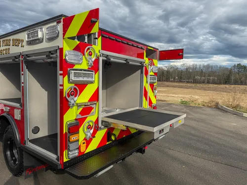 Rescue exterior view, photo 27 of 192