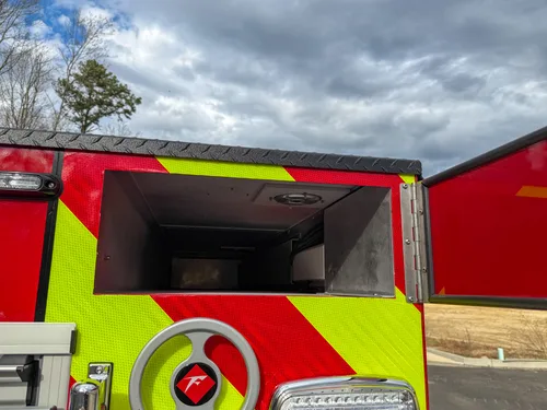 Rescue exterior view, photo 32 of 192