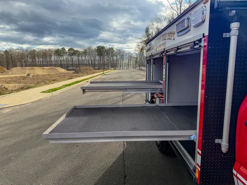 Rescue exterior view, photo 47 of 192