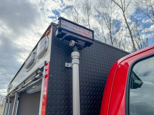 Rescue exterior view, photo 51 of 192