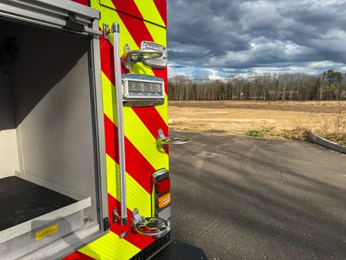 Rescue exterior view, photo 54 of 192