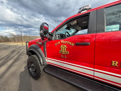 Rescue exterior view, photo 58 of 192