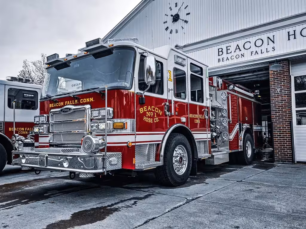 Pierce Saber Pumper exterior view