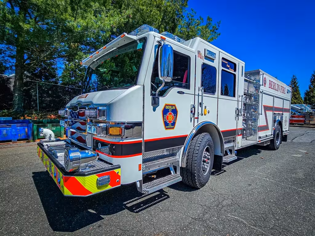 Pierce Velocity Rescue Pumper exterior view
