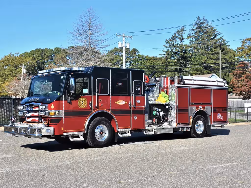 Pierce Impel Pumper exterior view