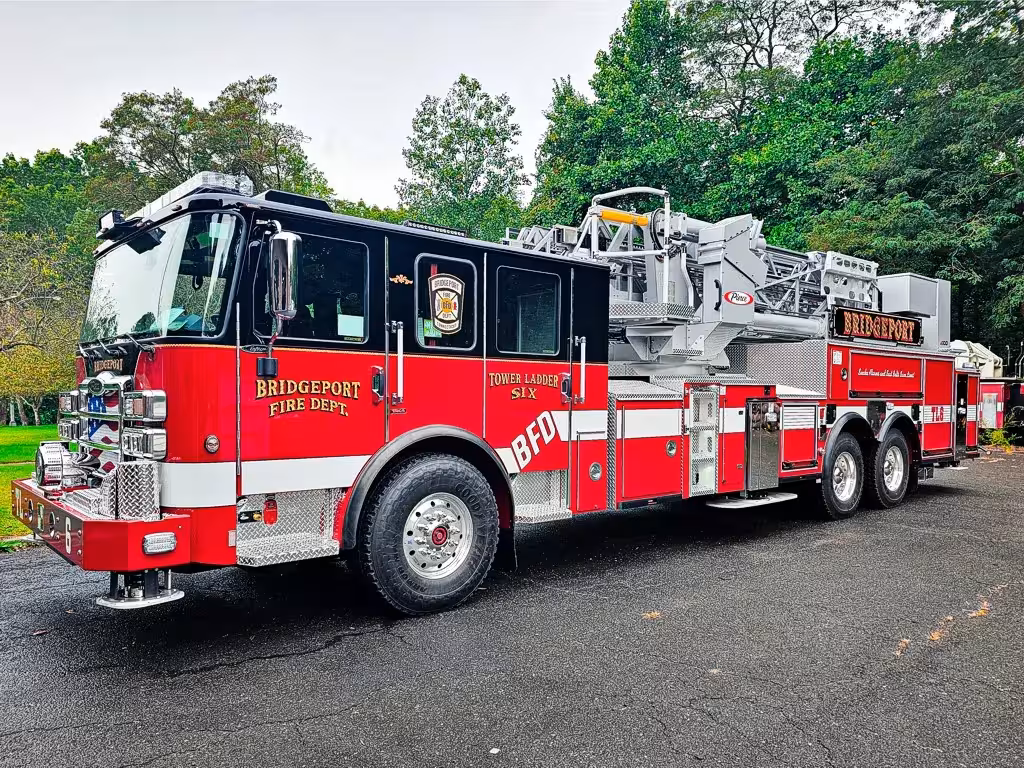 Pierce Enforcer Aerial exterior view
