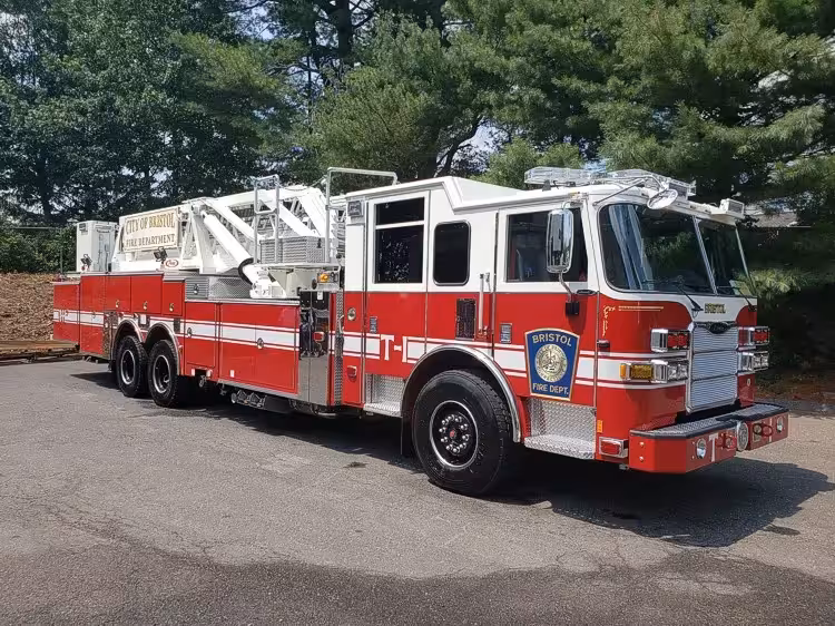 Pierce Arrow exterior view
