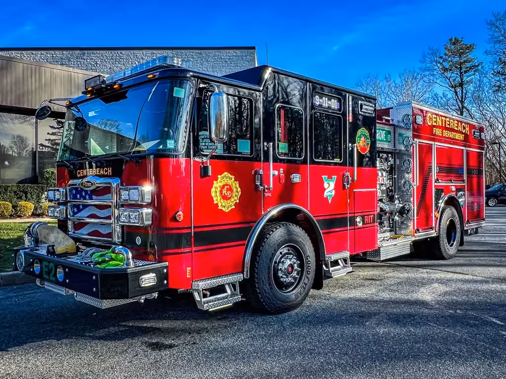 Pierce Enforcer Pumper exterior view