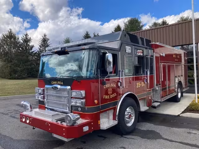 Pierce Enforcer Pumper exterior view