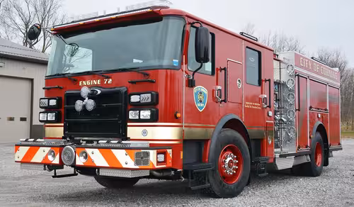 Pierce Enforcer Pumper exterior view, photo 2 of 30