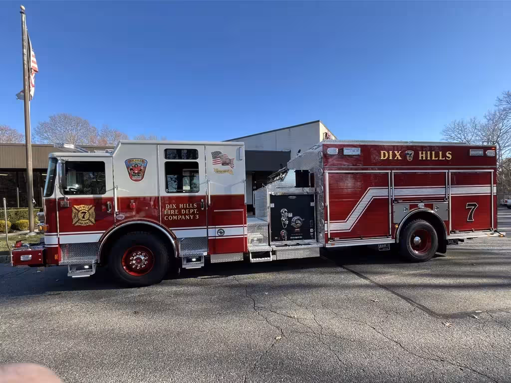 Pierce Enforcer Rescue Pumper exterior view