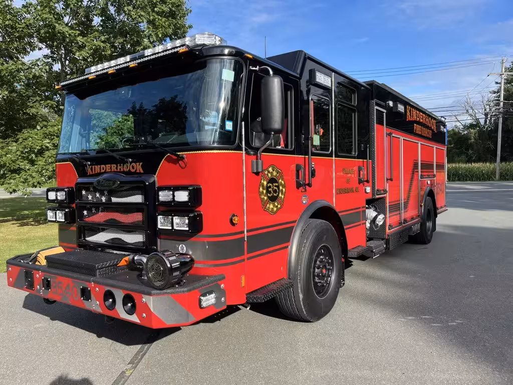 Pierce Enforcer Rescue Pumper exterior view