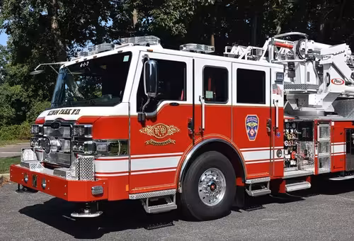 Pierce Velocity exterior view, photo 3 of 26