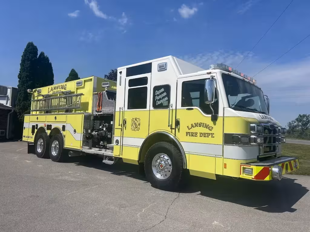 Pierce Velocity Pumper exterior view