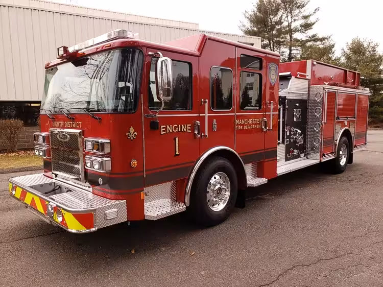 Pierce Saber Aerial exterior view