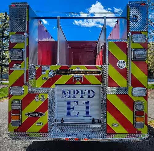 Pierce Enforcer Pumper exterior view, photo 14 of 44