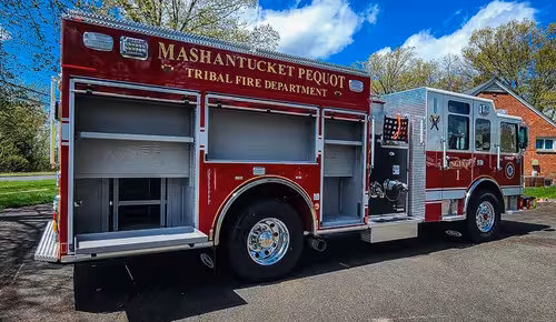 Pierce Enforcer Pumper exterior view, photo 31 of 44