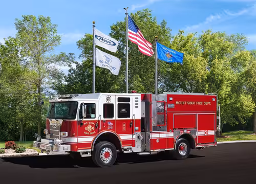 Pierce Enforcer Pumper exterior view, photo 2 of 3