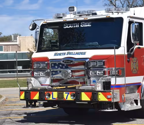 Pierce Velocity exterior view, photo 2 of 36