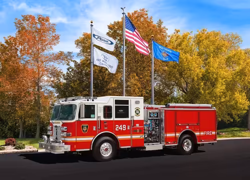 Pierce Arrow Pumper exterior view, photo 3 of 4