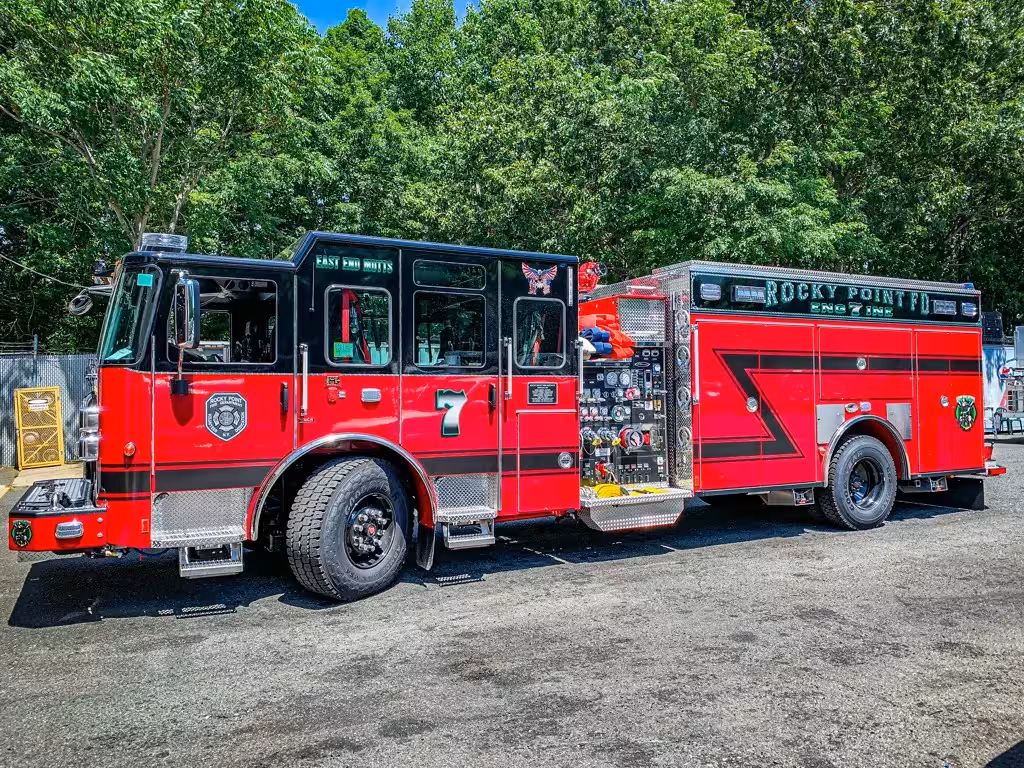 Pierce Enforcer Pumper exterior view
