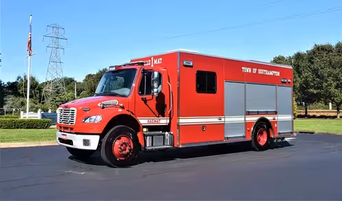 Pierce Fire Apparatus exterior view, photo 2 of 25
