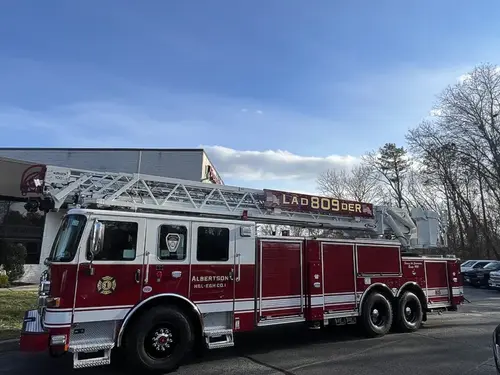 Pierce Enforcer Aerial exterior view, photo 3 of 35