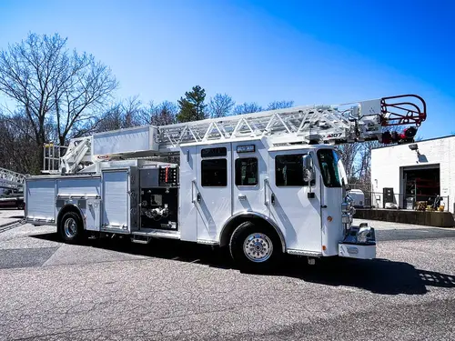 Pierce Enforcer Aerial exterior view