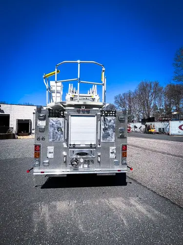 Pierce Enforcer Aerial exterior view, photo 4 of 32