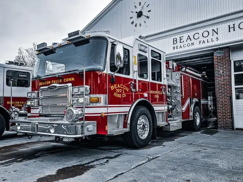 Pierce Saber Pumper exterior view