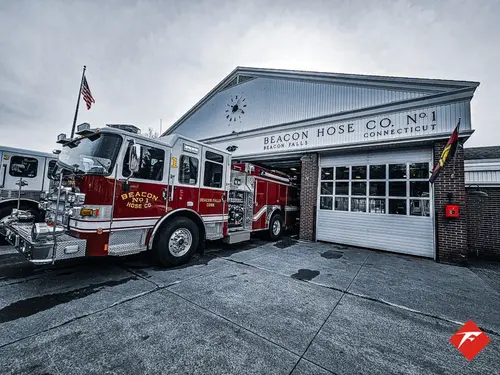 Pierce Saber Pumper exterior view, photo 2 of 83