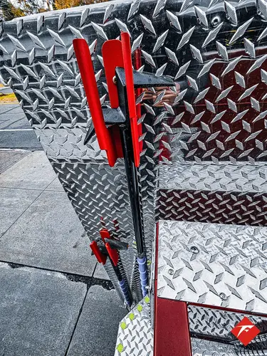 Pierce Saber Pumper exterior view, photo 69 of 83