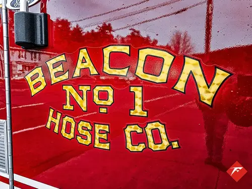 Pierce Saber Pumper exterior view, photo 7 of 83