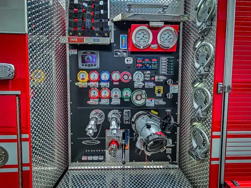 Pierce Velocity Rescue Pumper exterior view, photo 25 of 56