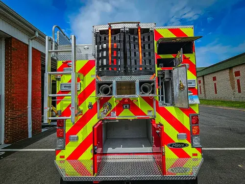 Pierce Velocity Rescue Pumper exterior view, photo 38 of 56