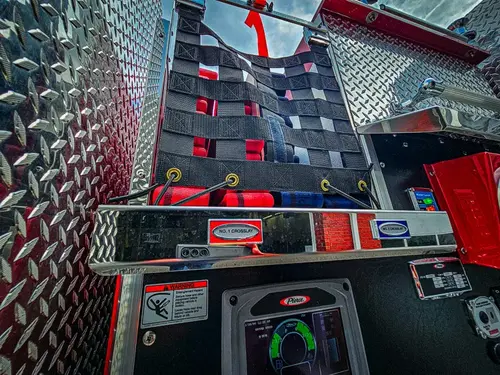 Pierce Velocity Rescue Pumper exterior view, photo 45 of 56