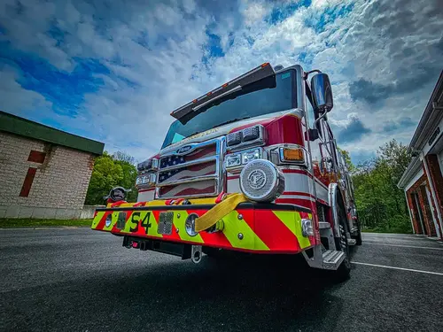 Pierce Velocity Rescue Pumper exterior view, photo 49 of 56