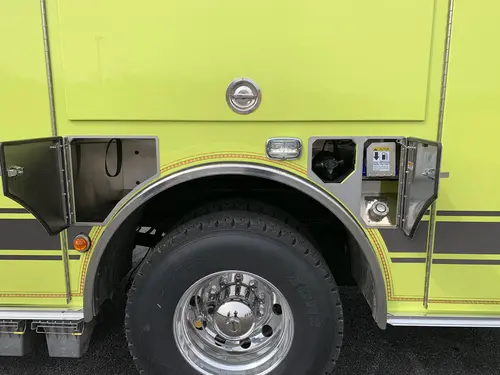 Beukendaal Pierce Enforcer pumper lower body compartment above the front wheel
