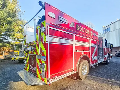 Pierce Velocity Pumper exterior view, photo 4 of 42